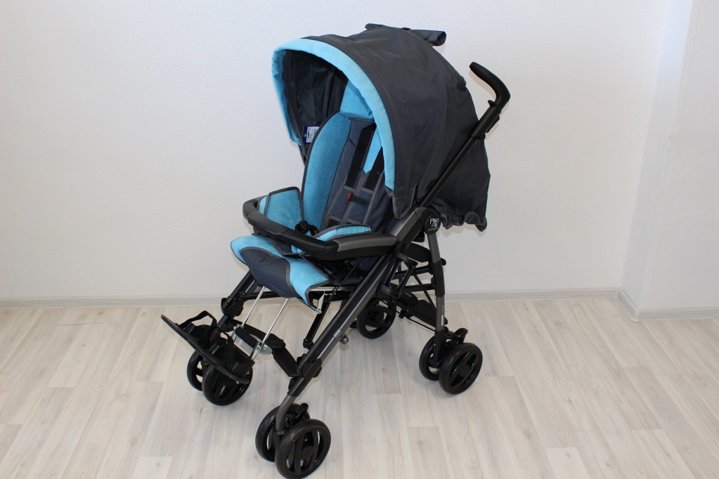 коляска Pliko